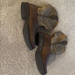 Ariat Brown Leather Rambler Boots